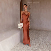 Blair | Luxe Satijnen Maxi-Jurk met Open Rug