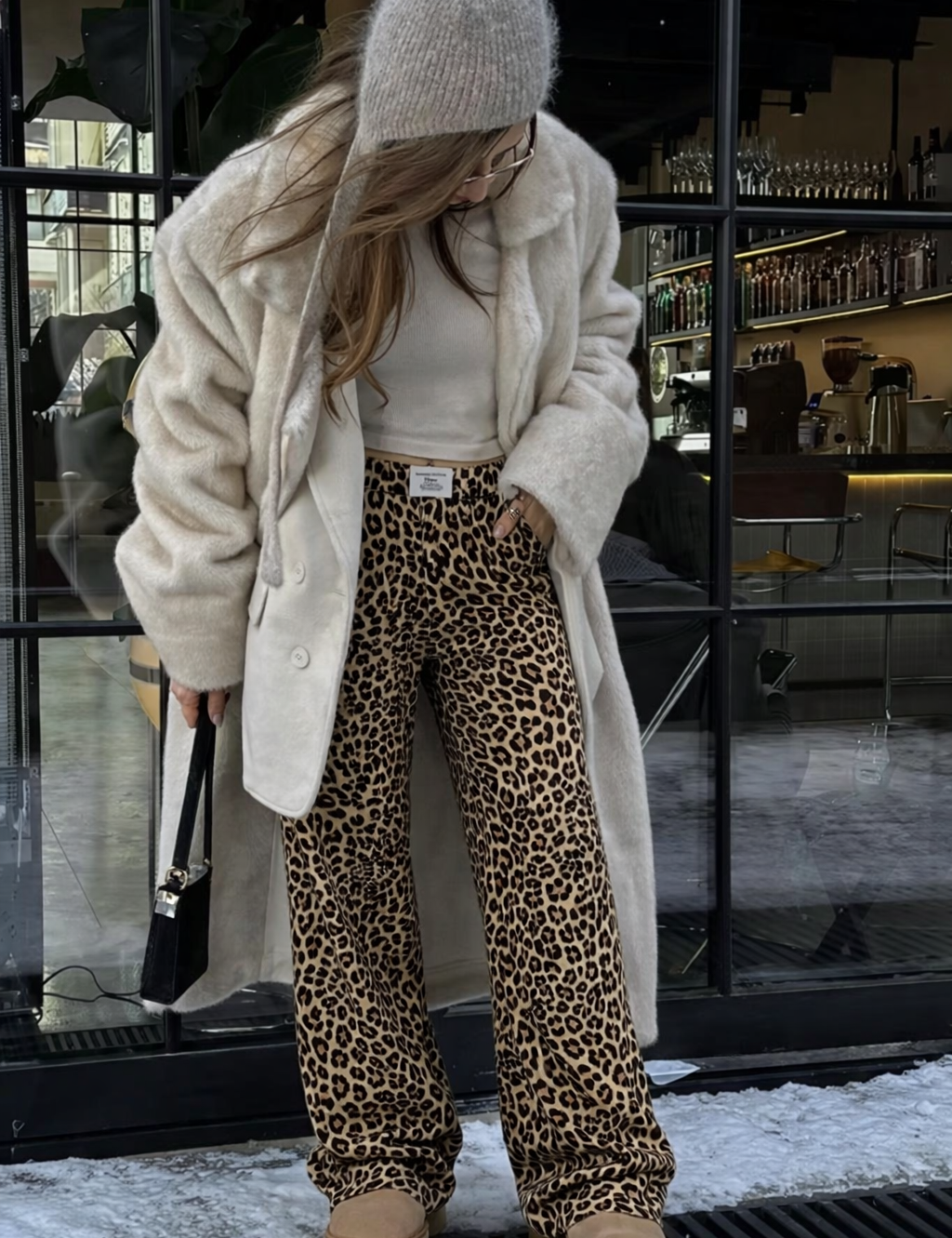 Fallon_Trending_Luipaardprint_Jeans_met_Rechte_Pijpen2.png