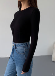 Salomé | Lange Mouwen Top met Mock Nek en Piping Details