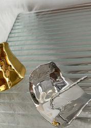 Ilana | Minimalistische Hair Cuff – Goud of Zilver Metaal