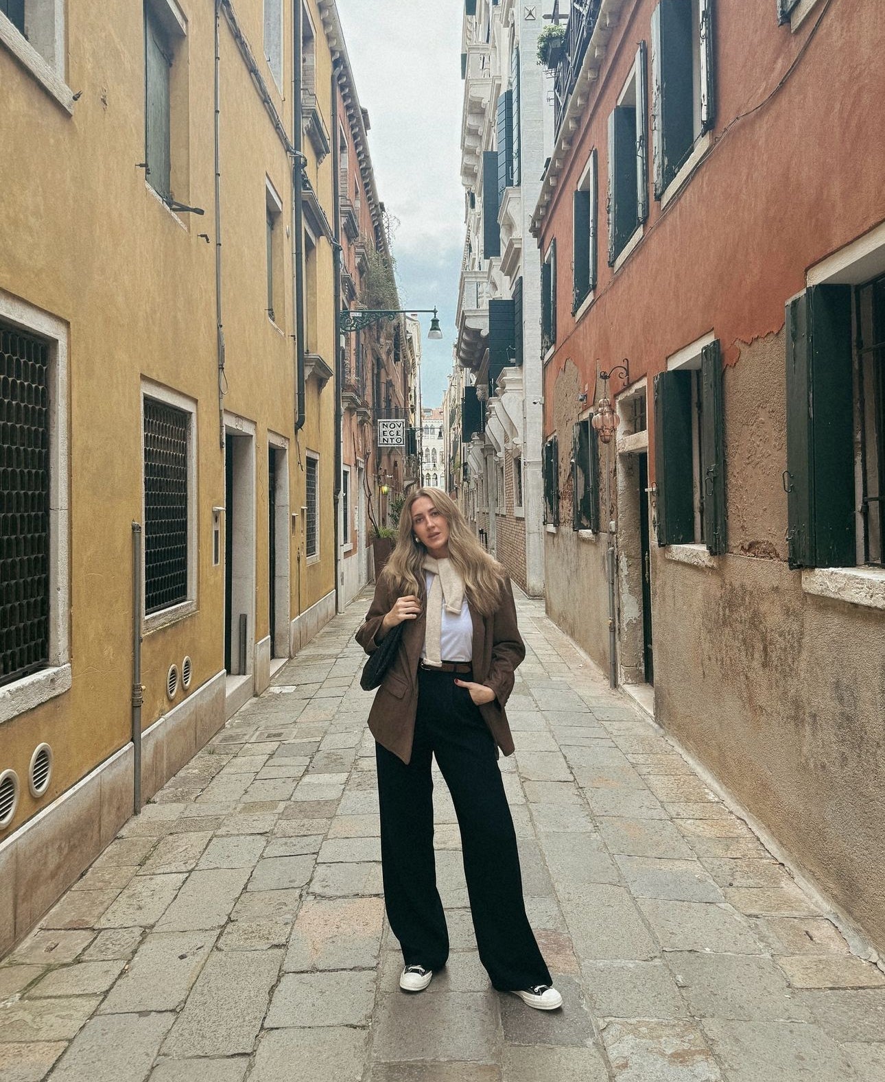 Nurie | Chique Bruine Blazer