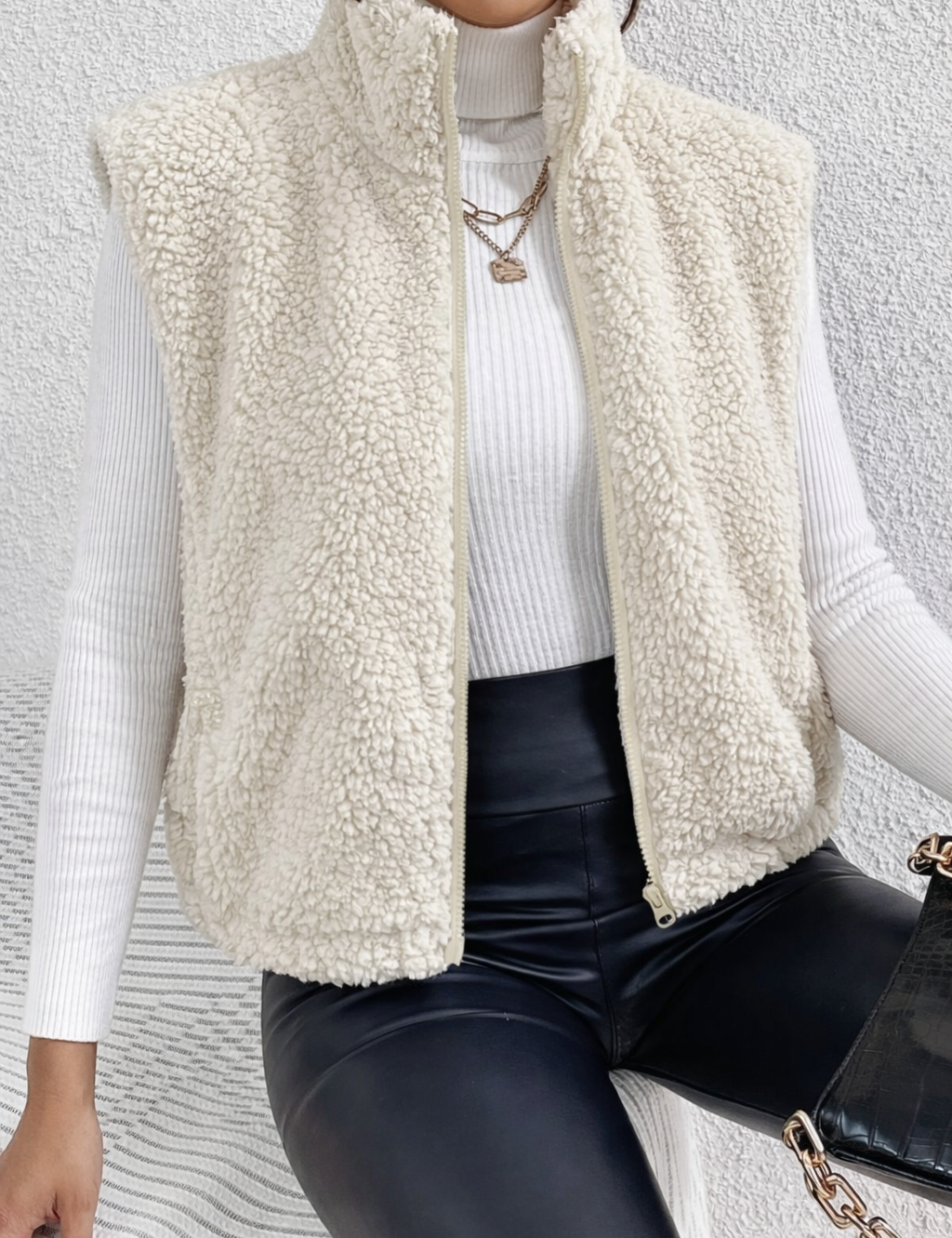 Jacc_Zachte_Teddy_Gilet1.png