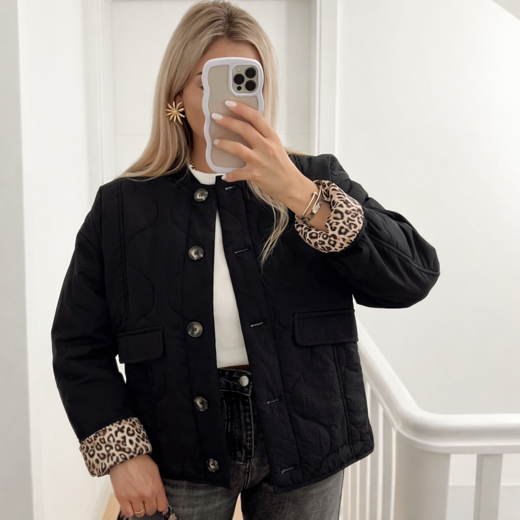 Leonne | Luxe Tussenjas met Trendy Stiksels - Luipaard Print2