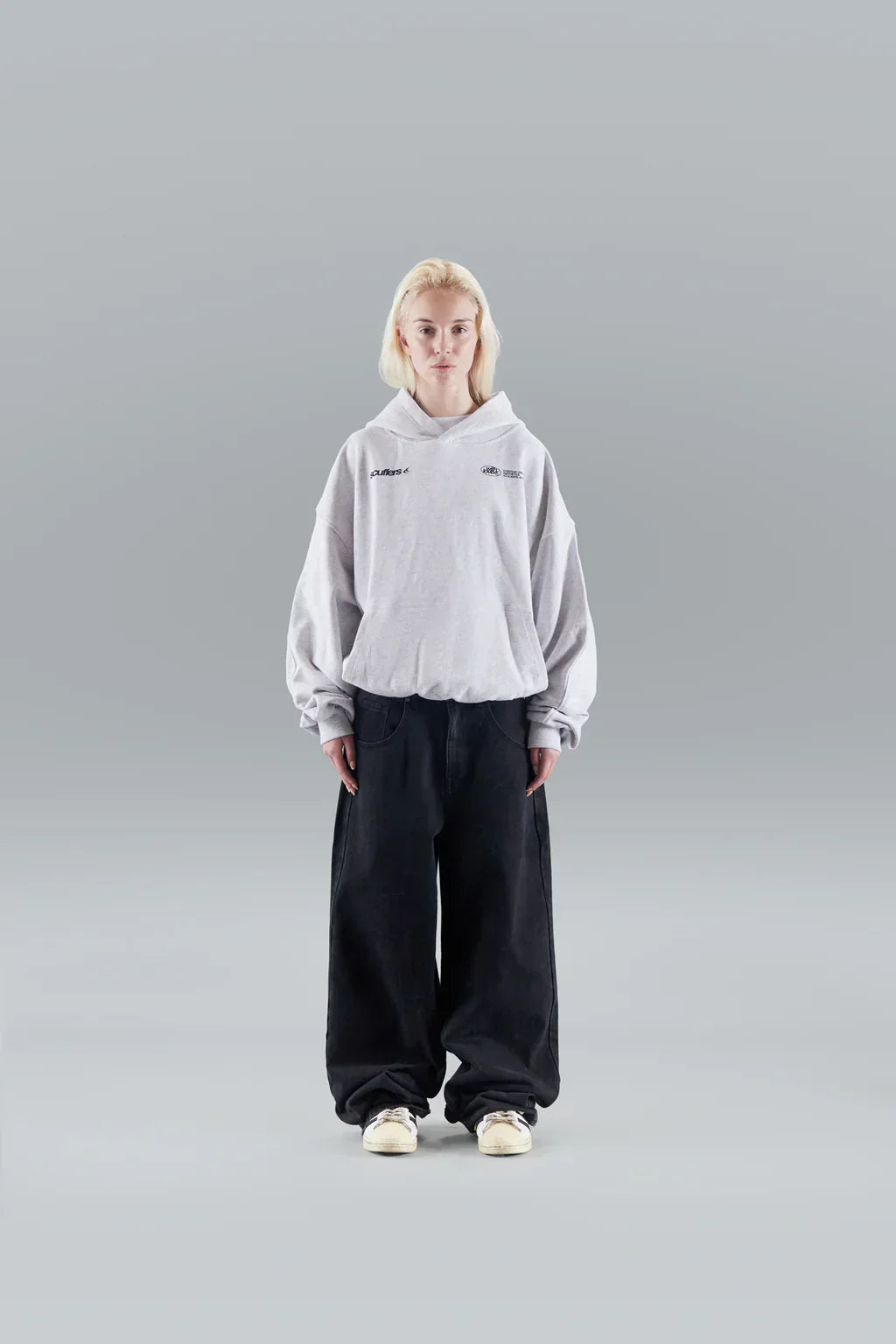 Lina | Dames Hoodie - Luxe Katoenmix, Ontspannen Pasvorm, Zwart of Wit 12