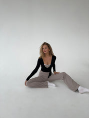 Leila | Zwarte Wikkel Top met Lange Mouw