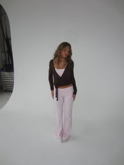 Bouchra | Bruine Wikkel Top van Vegan Suède met Lange Mouw