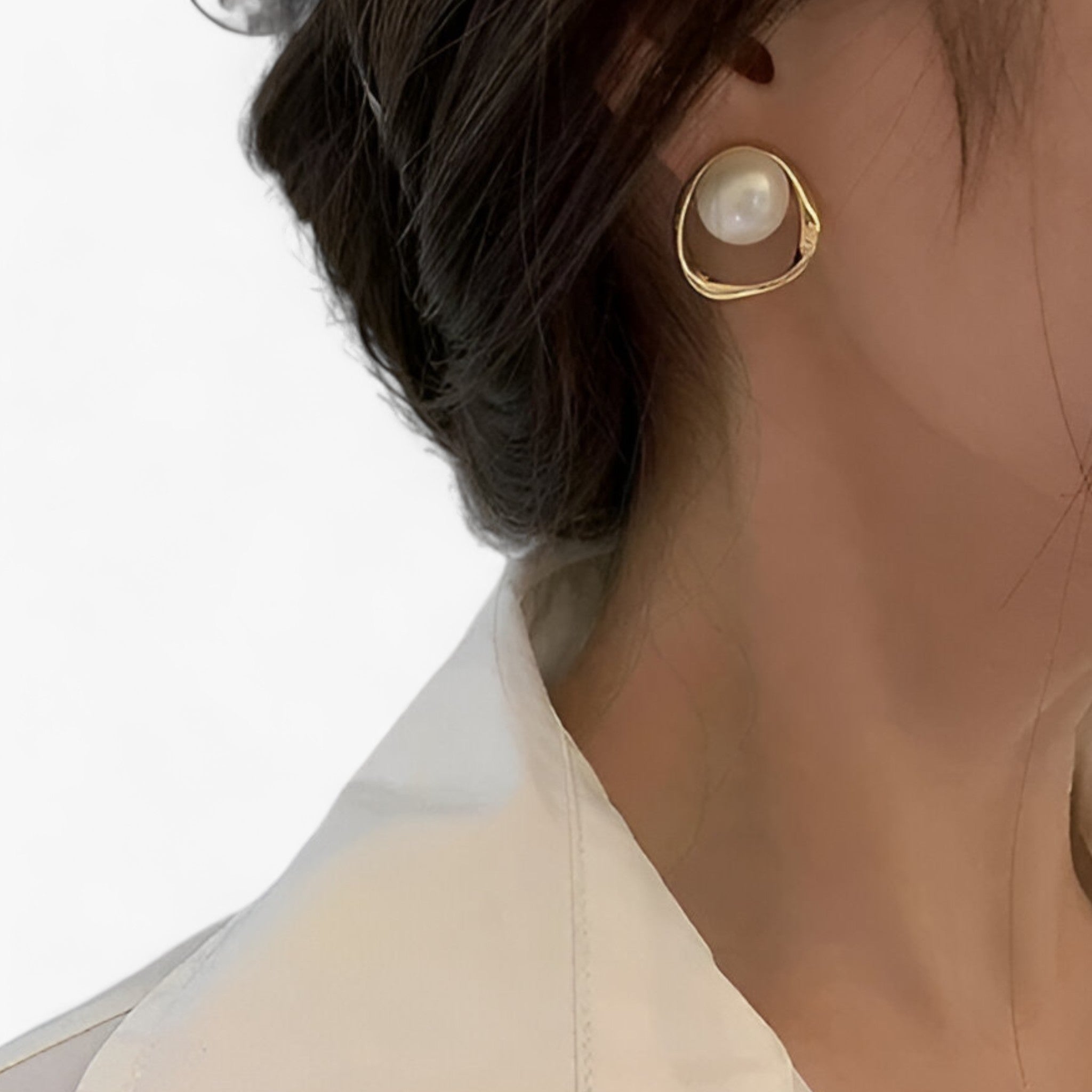 Oriana | Gouden Oorbellen Dames - Imitatieparels met Luxe Afwerking 1