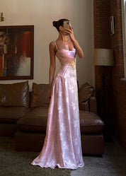 Grazia | Luxe Roze Jacquard Maxi Jurk met Corset Rugsluiting