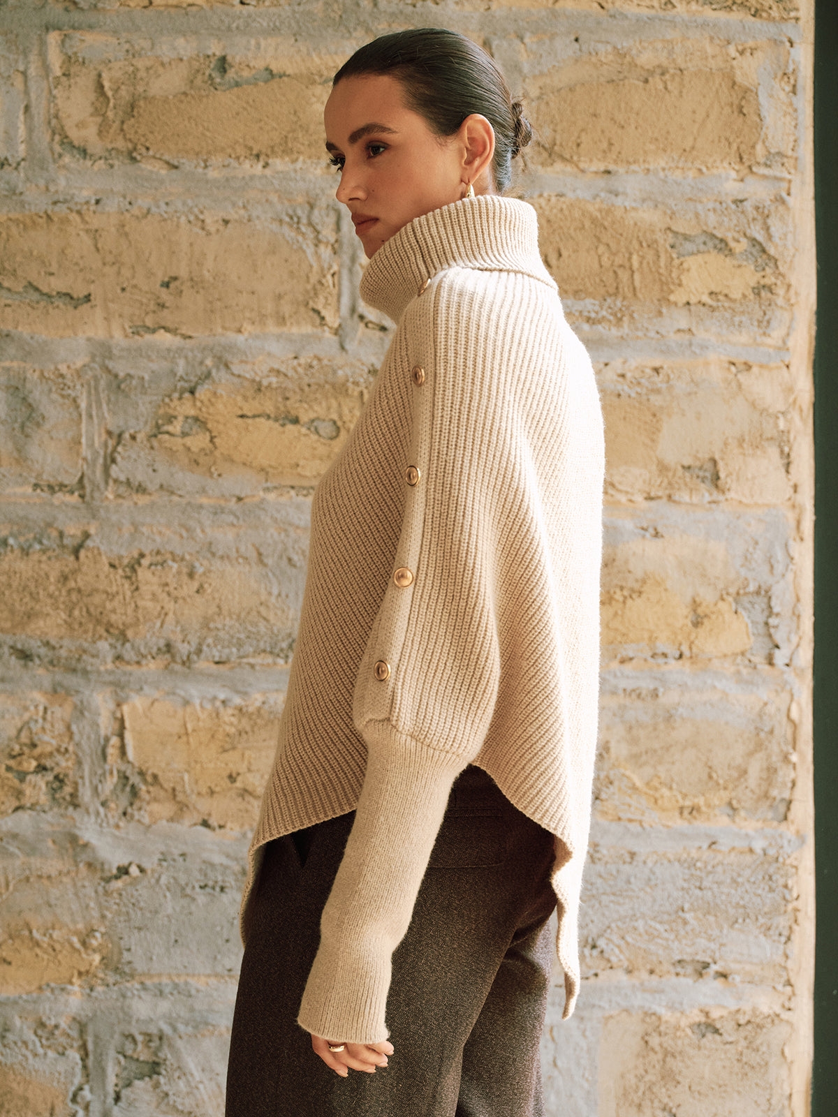 Pablo | Dames Poncho-Sweater - Gebreid met Metalen Accenten, Comfortabel en Trendy 2