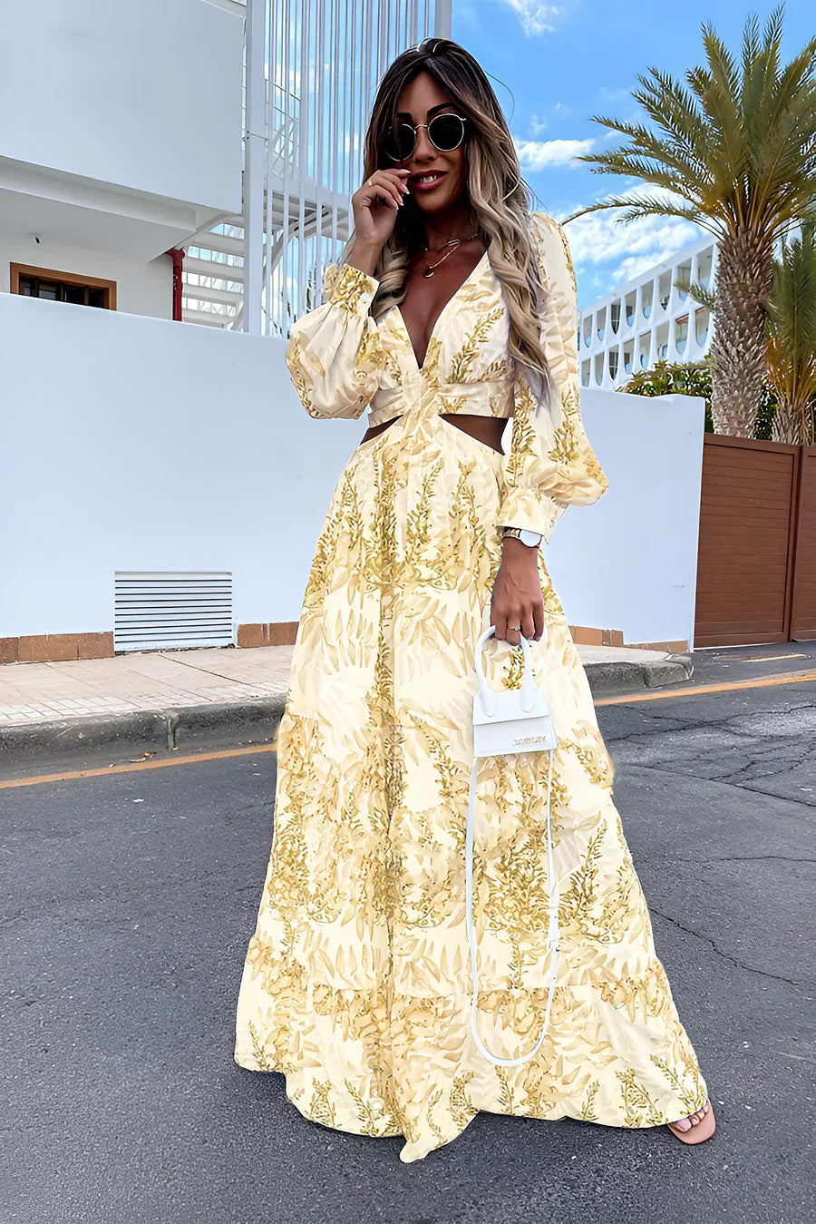 Vitalia | Luchtige Maxi Jurk met Tropische Print en Cut-outs