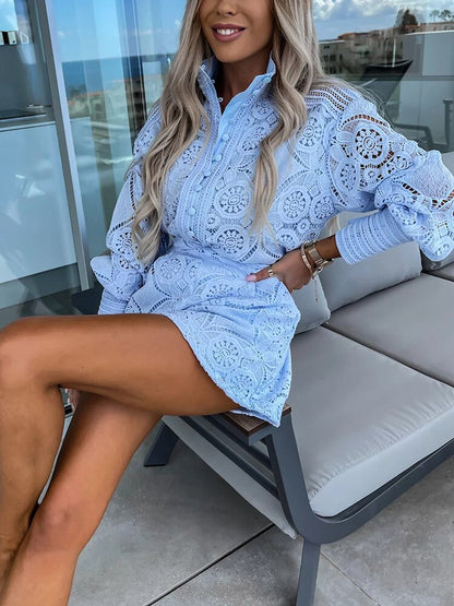 April | Kanten Chique Zomerset