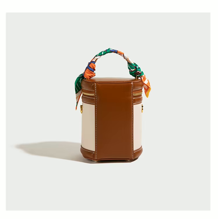 Novel | Bucket Schoudertas - Trendy & Compact