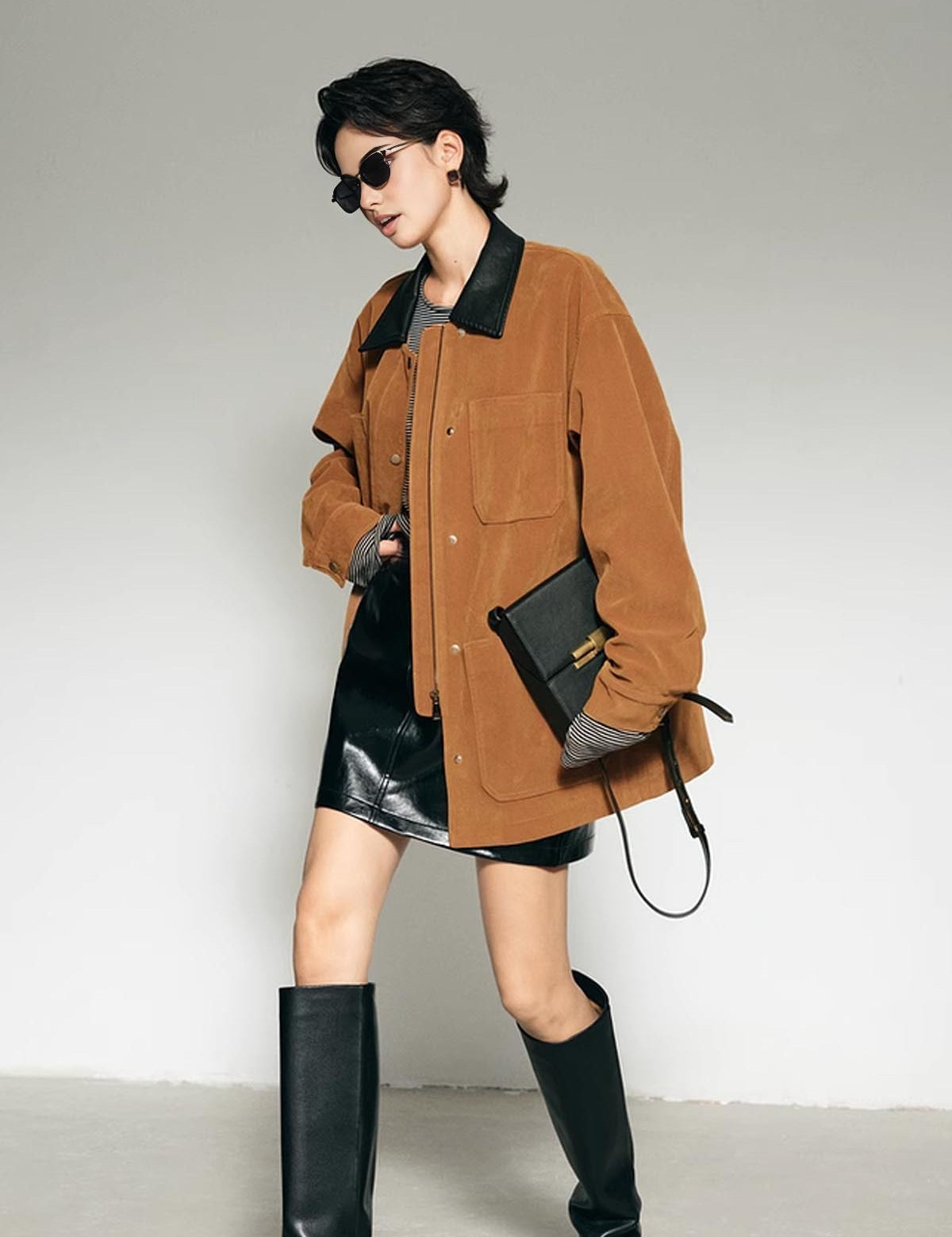 Sienna_Dames_Jas_Winter___Suede_Oversized_met_Contrastkraag__Lichtgewicht_1.jpg