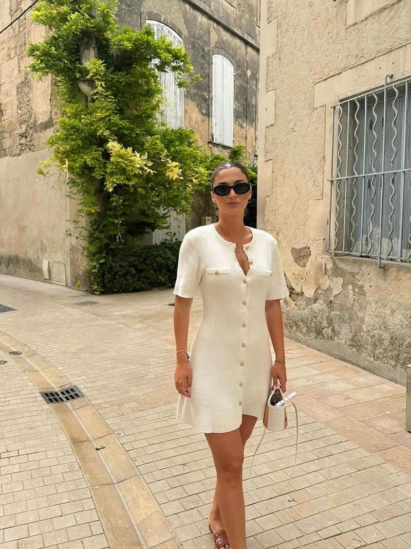 Jess | Gebreide Mini Jurk met Gouden Knopen