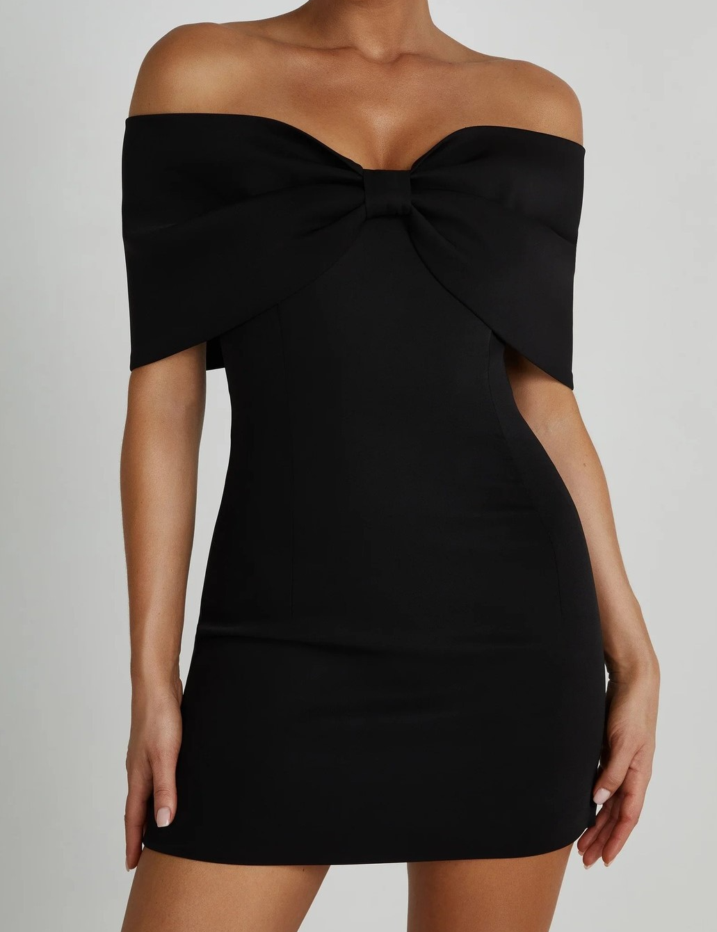Sophie | Dames Mini Jurk - Zwart Off-Shoulder met Strik, Elegant 0