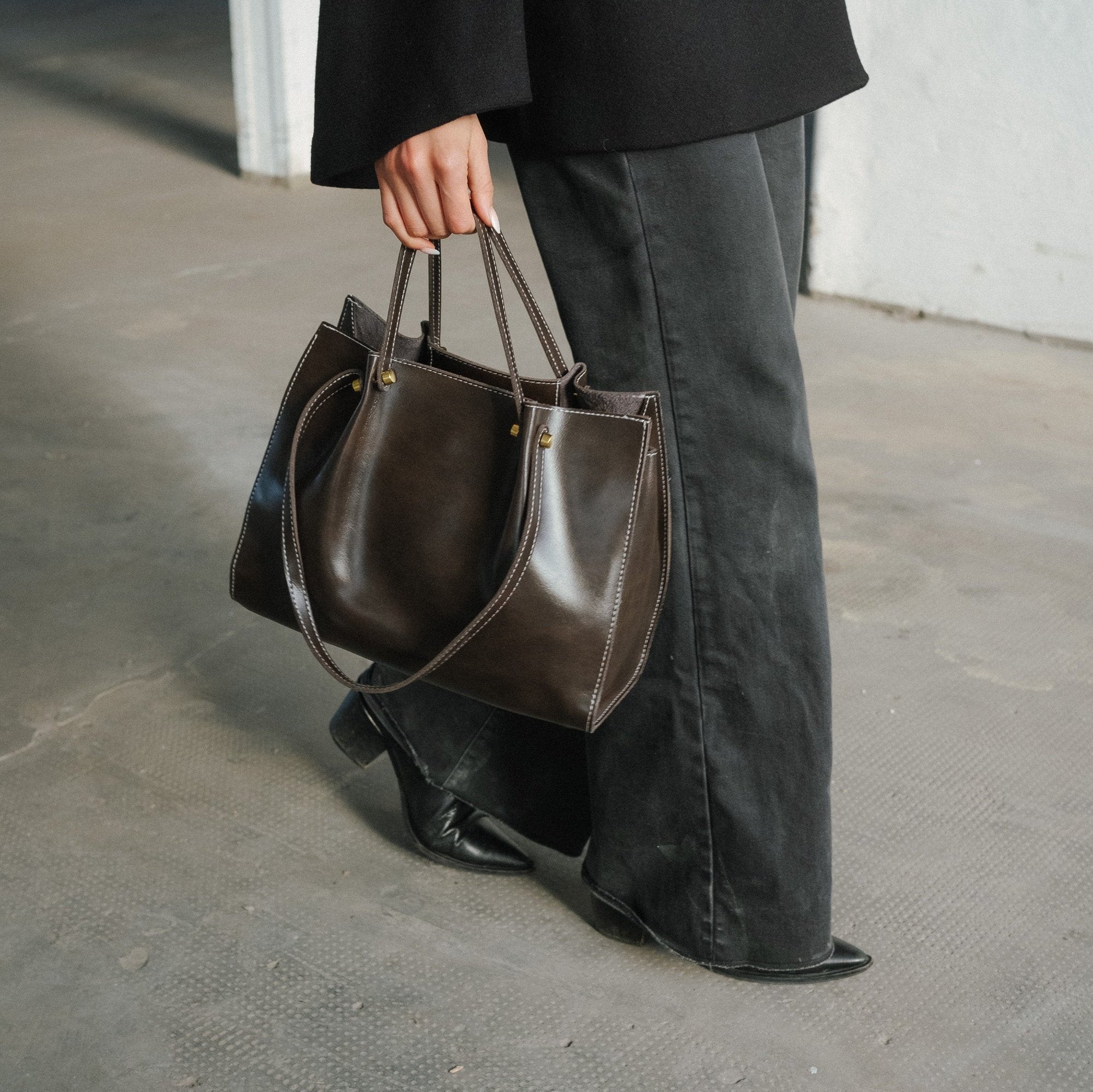 Sophie | Dames Schoudertas - Handgemaakt Vegan Leer, Ruim en Duurzaam 3