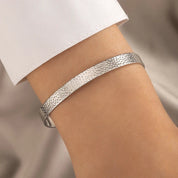 Goudkleurige Verstelbare Dames Armband – Kruisdesign