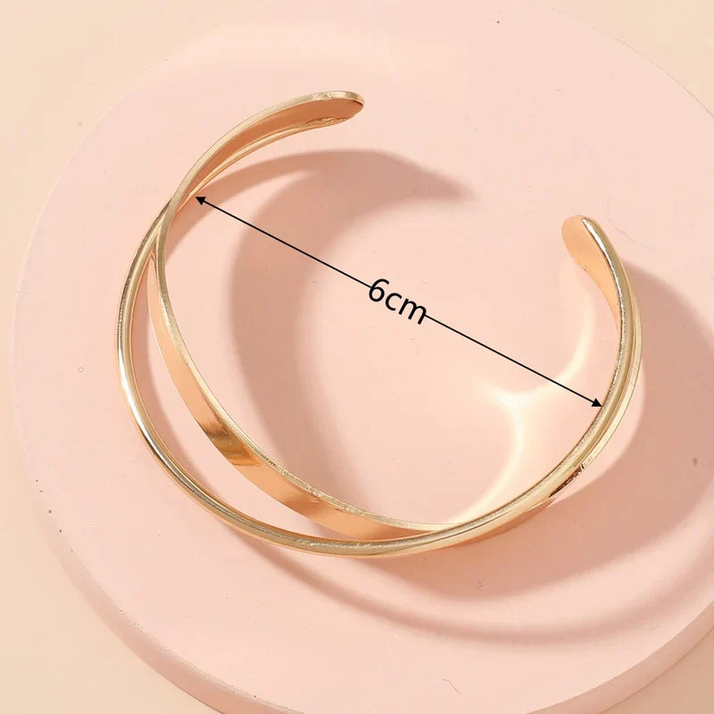 Goudkleurige Verstelbare Dames Armband – Kruisdesign