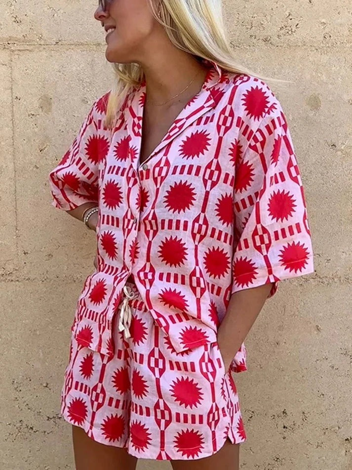 Alona | Stijlvolle Tweedelige Zomerset Dames – Top en Shorts met Print