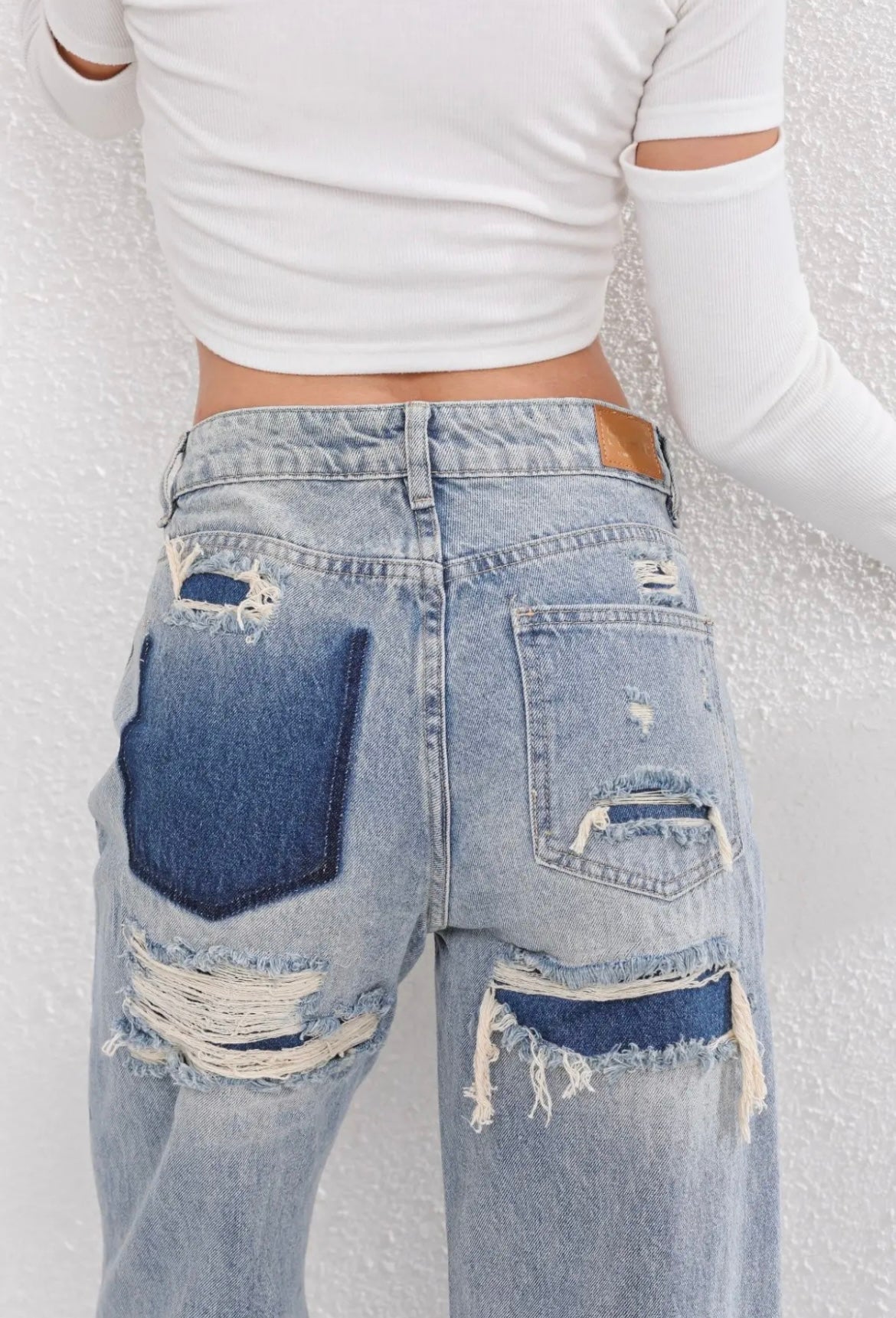 Burgina | Vintage Ripped Jeans met Uniek Patchwork Detail