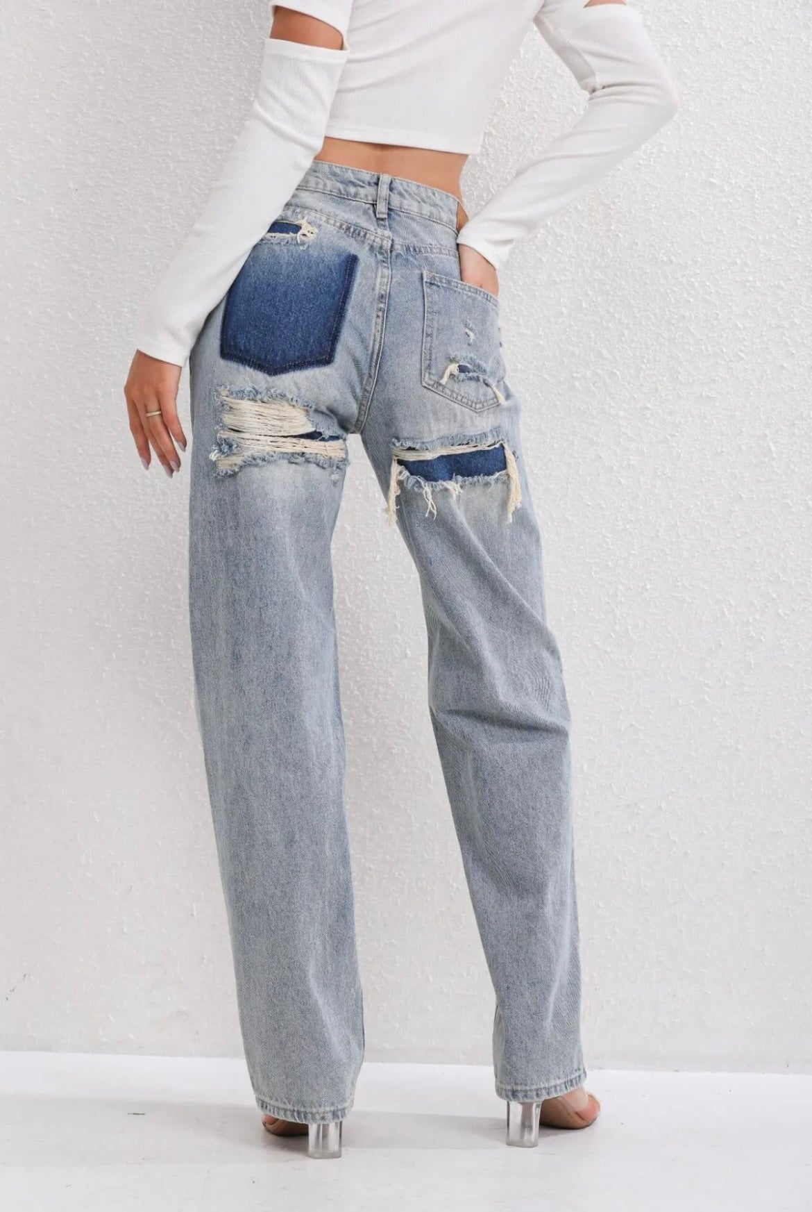Burgina | Vintage Ripped Jeans met Uniek Patchwork Detail