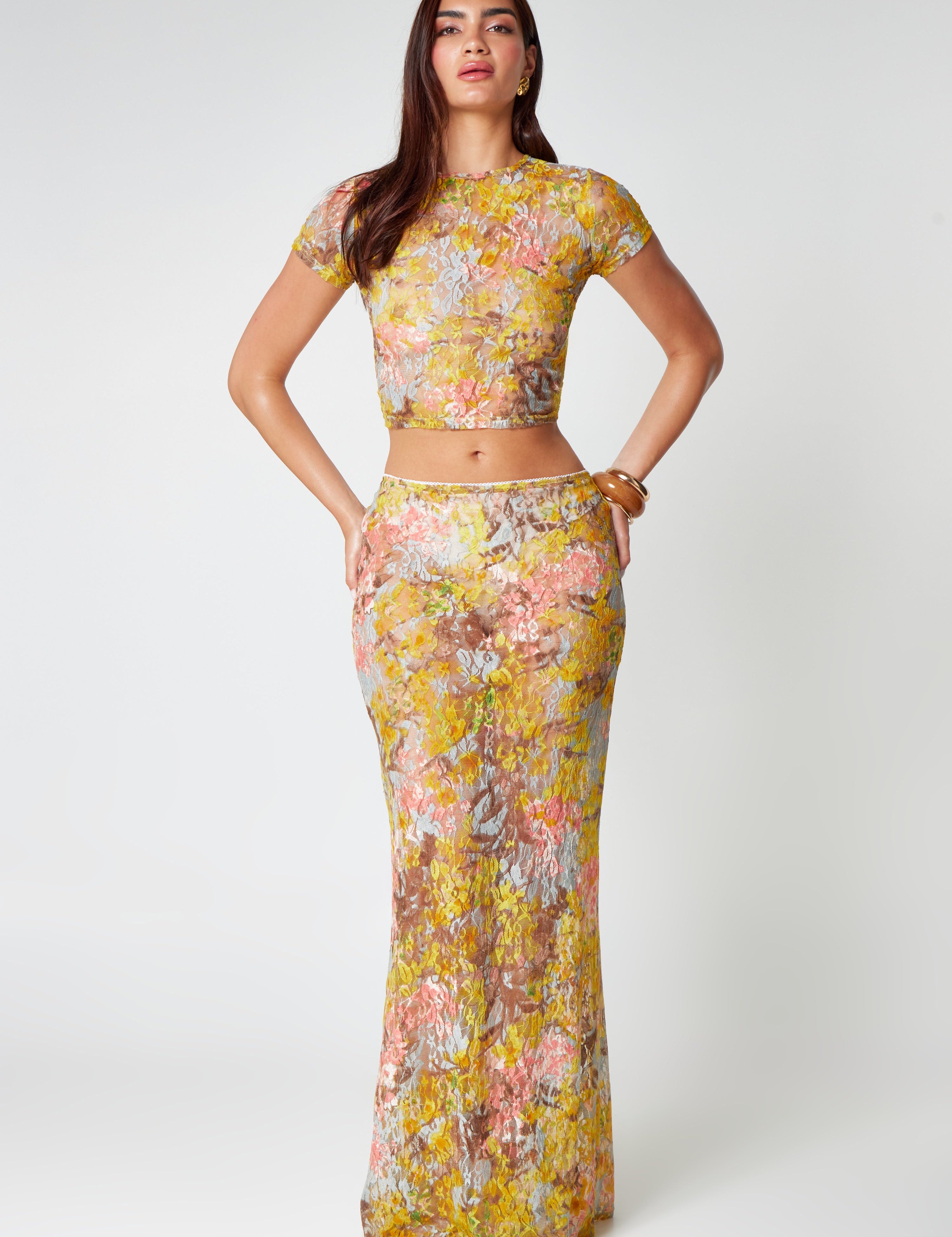 YELLOWFLORALLACESET_1.jpg