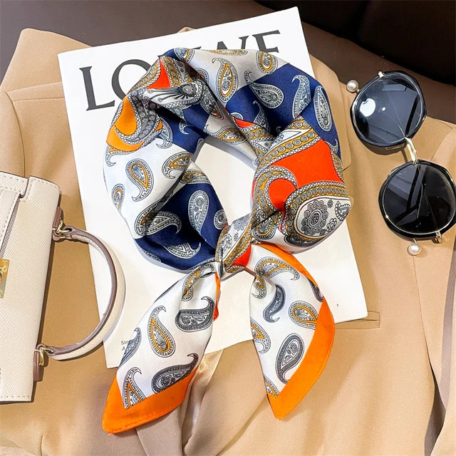 Zina | Dames Sjaal - Hoogwaardige Zijde, Zwart en Crèmewit Patroon 3