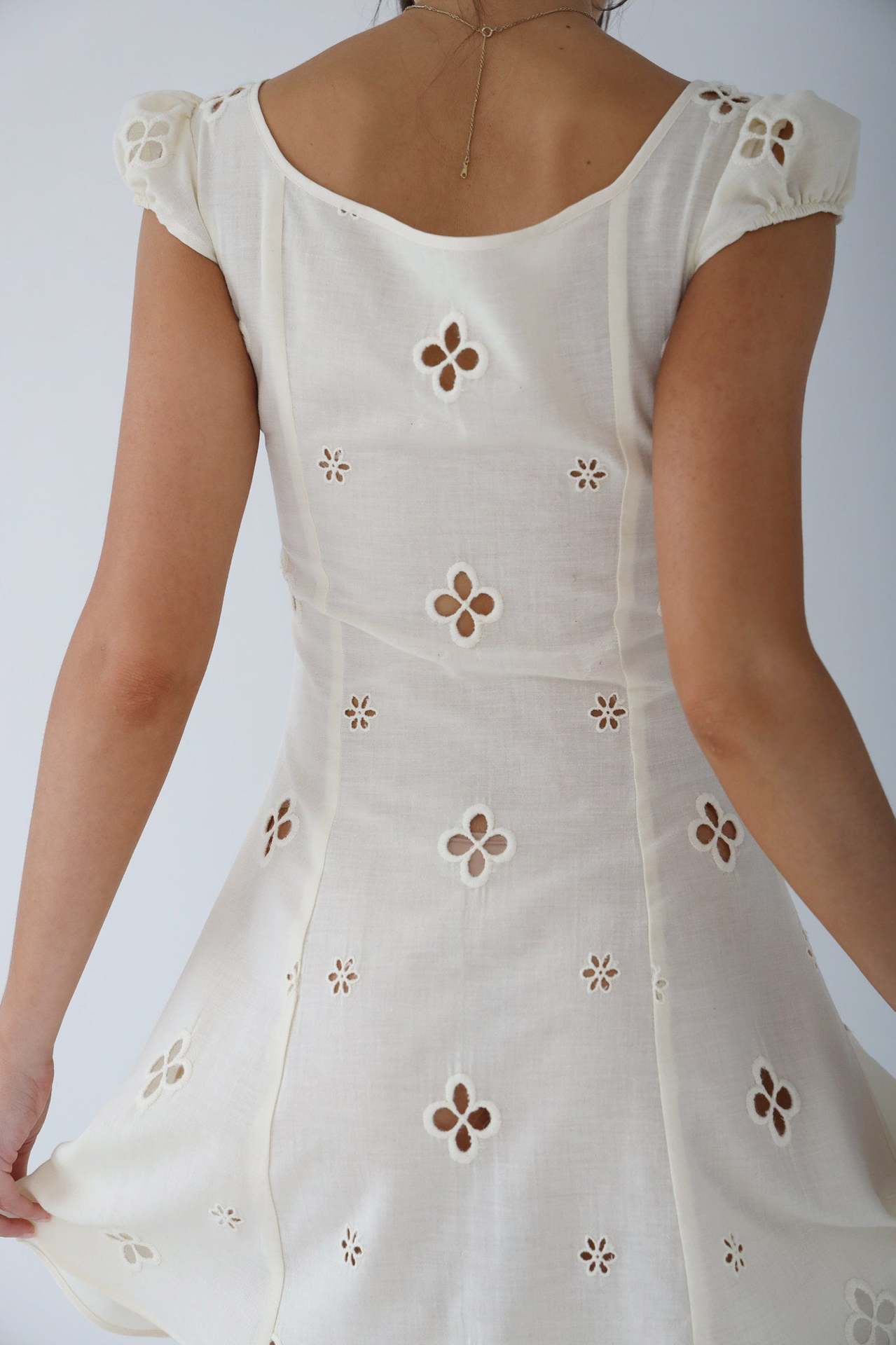 Geborduurde Midi-jurk met Uitlopende Zoom - Vintage Fishtail Jurk