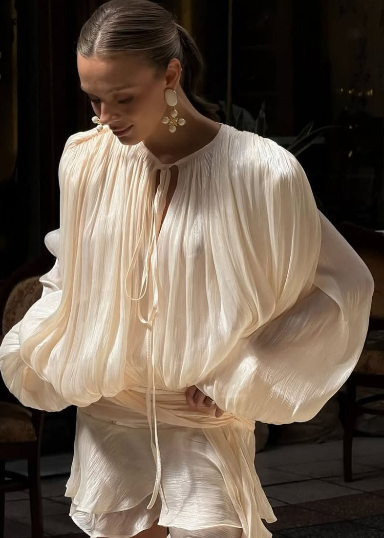 Lucetta | Champagne Mini Jurk met Plooi & Parelknopen