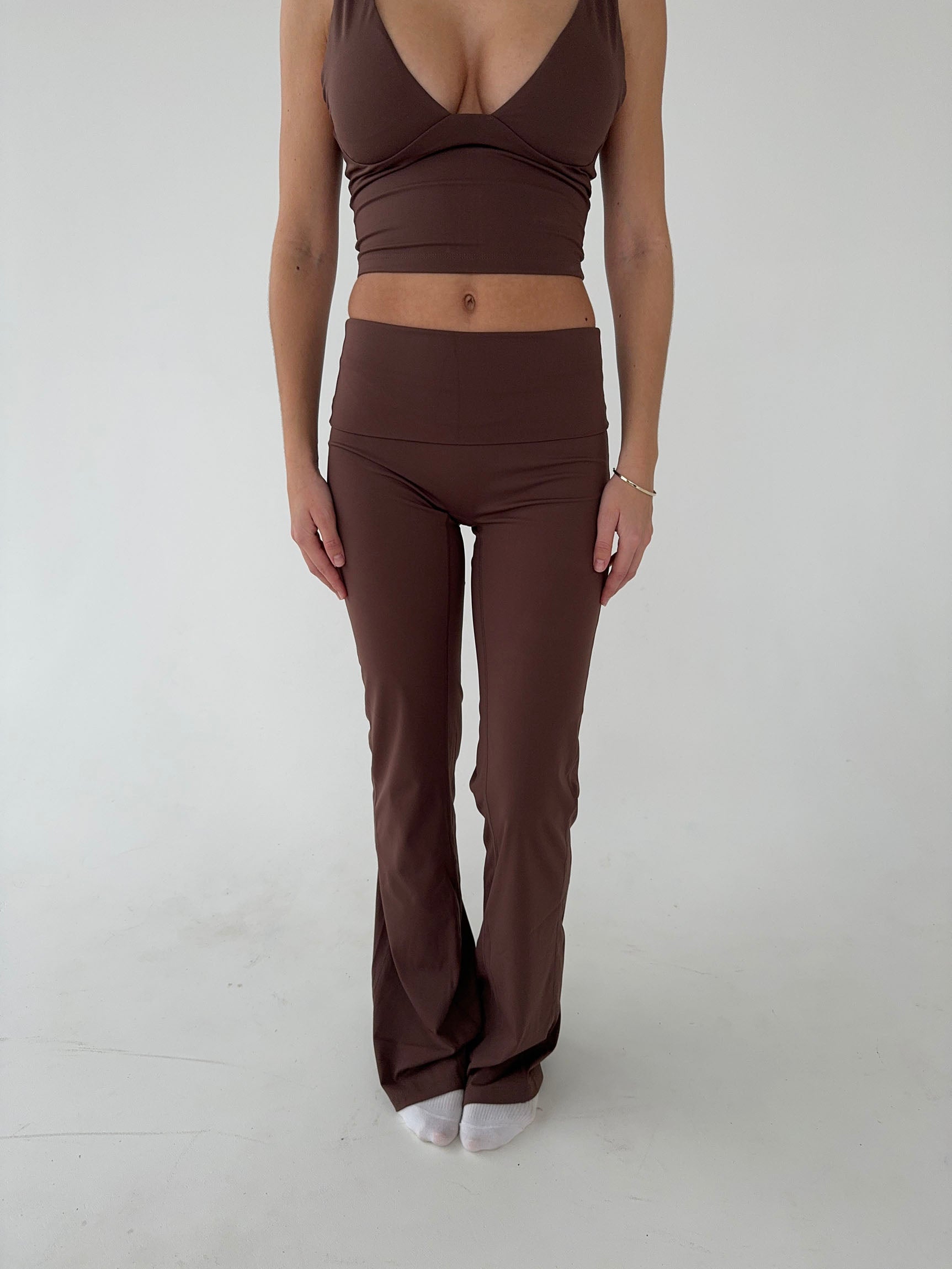 Dounia | Bruine High Waiste Flared Legging – Stretch & Comfort