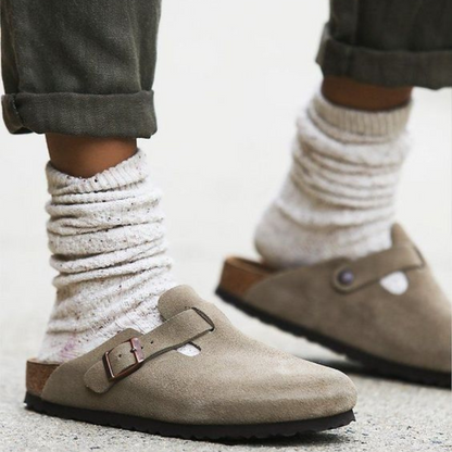 Melle | Premium Suède Pantoffels – Handgemaakt & Unisex