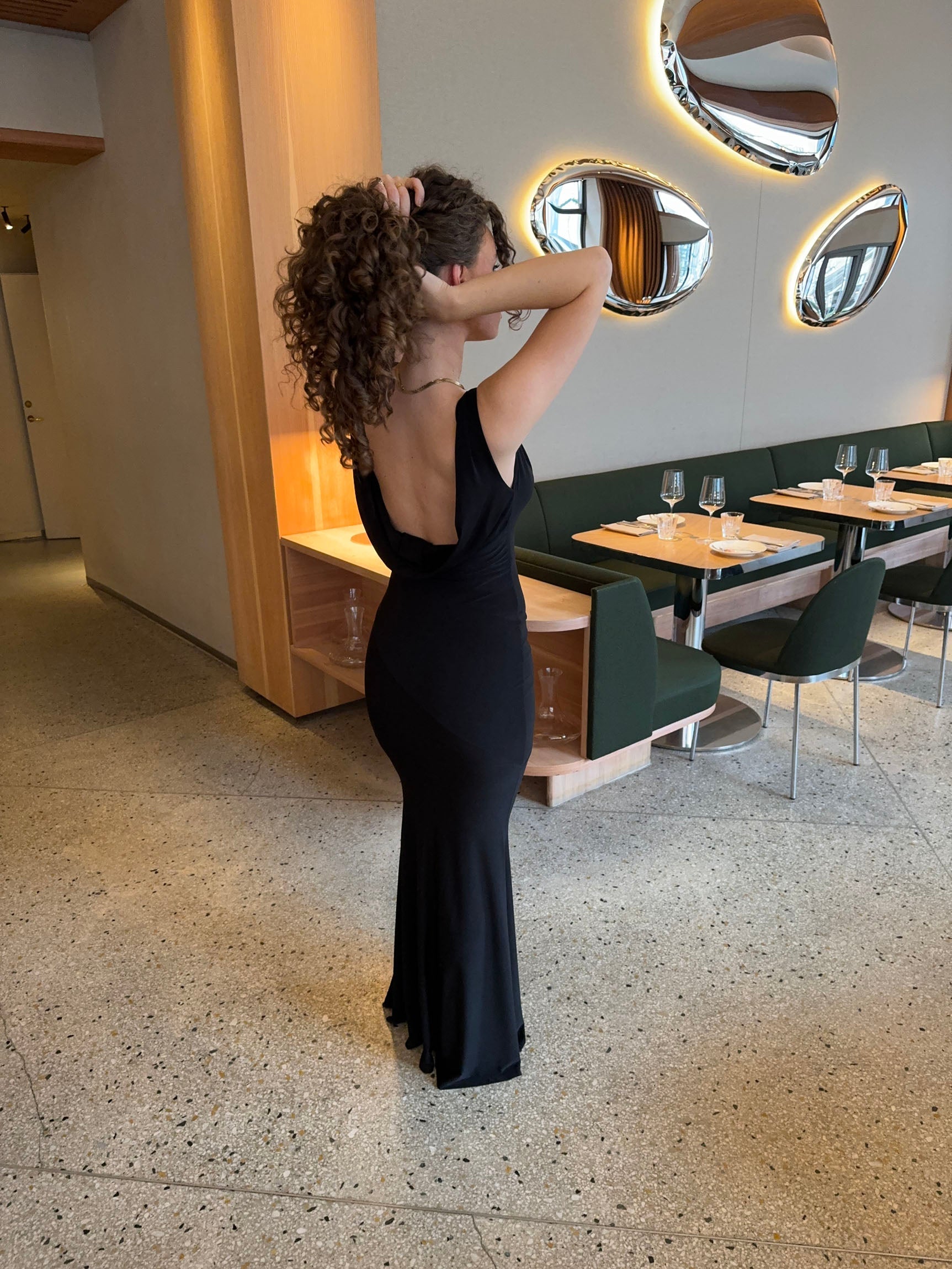 Zahra | Feestelijke Mouwloze Maxi-Jurk met V‑hals