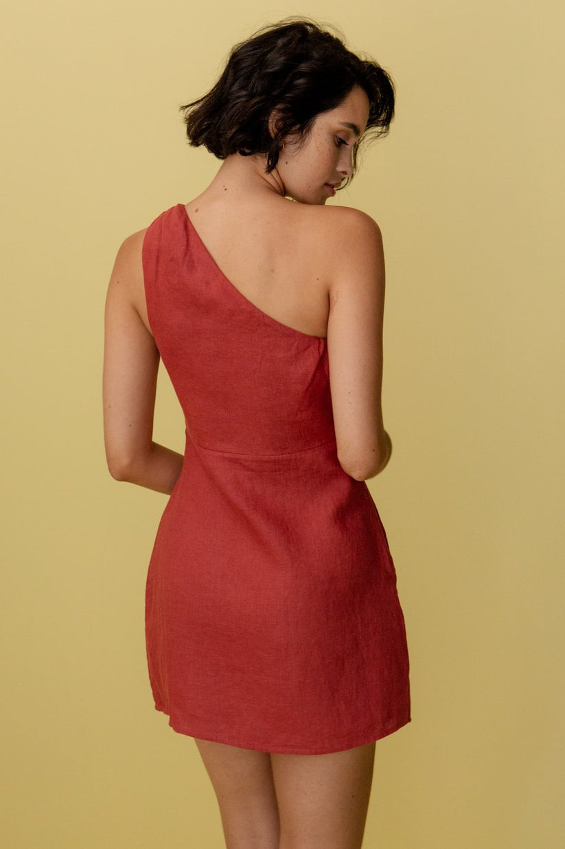 Solenne | One-Shoulder Mini Jurk