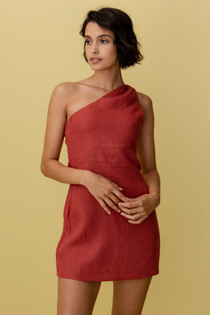 Solenne | One-Shoulder Mini Jurk