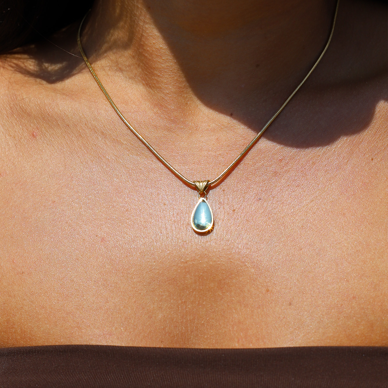 Yess | Elegant Goudkleurige Ketting met Olijfsteen